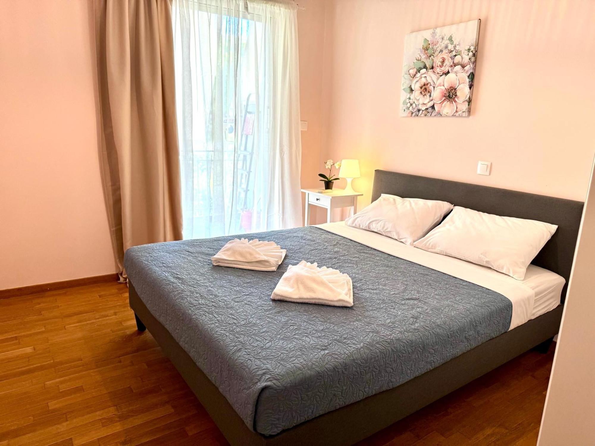 Sun Beach Apartment Анависос Екстериор снимка