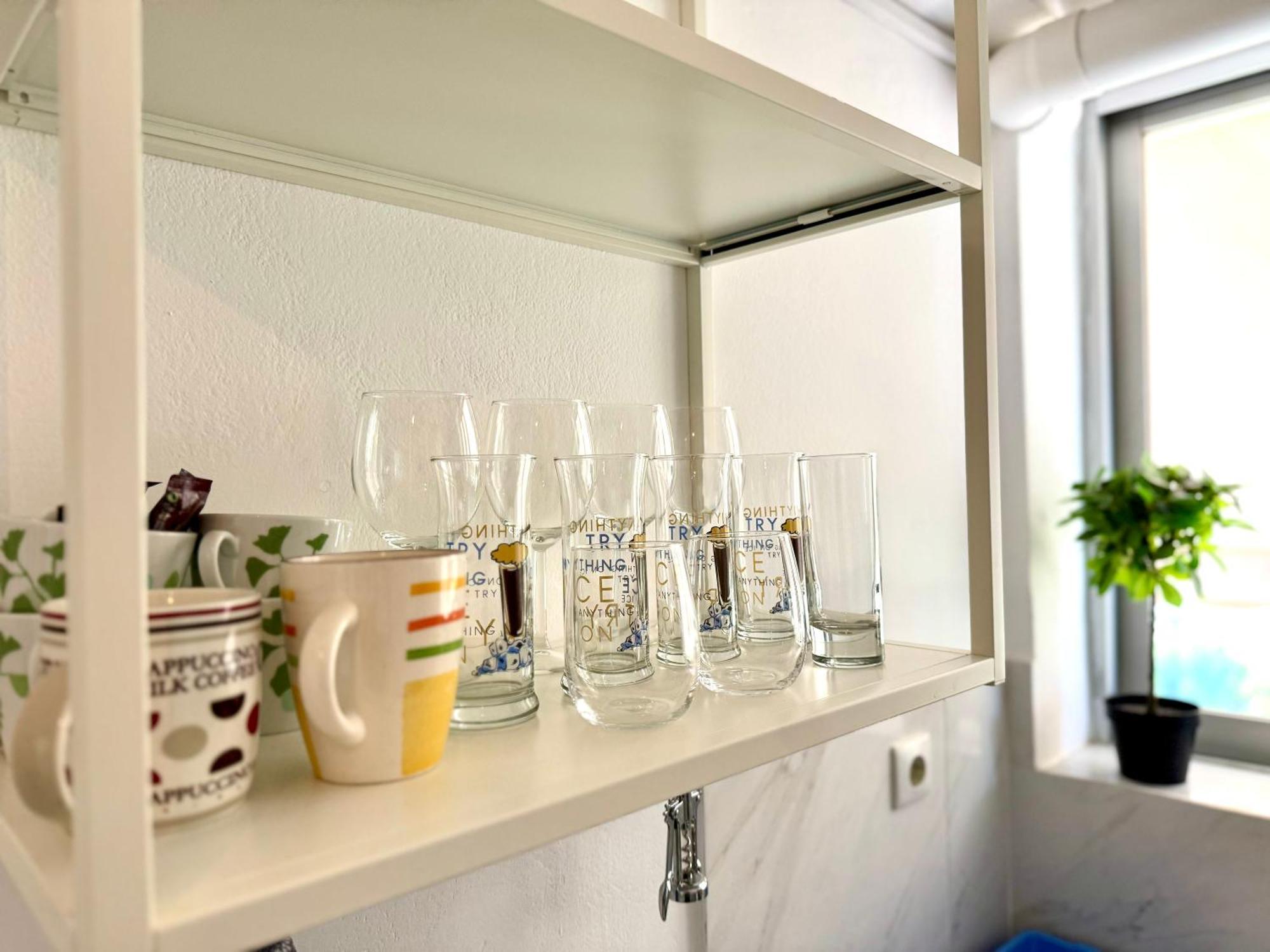 Sun Beach Apartment Анависос Екстериор снимка